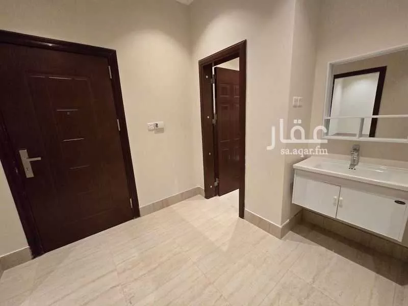 شقة 4 غرف في التعاون 12