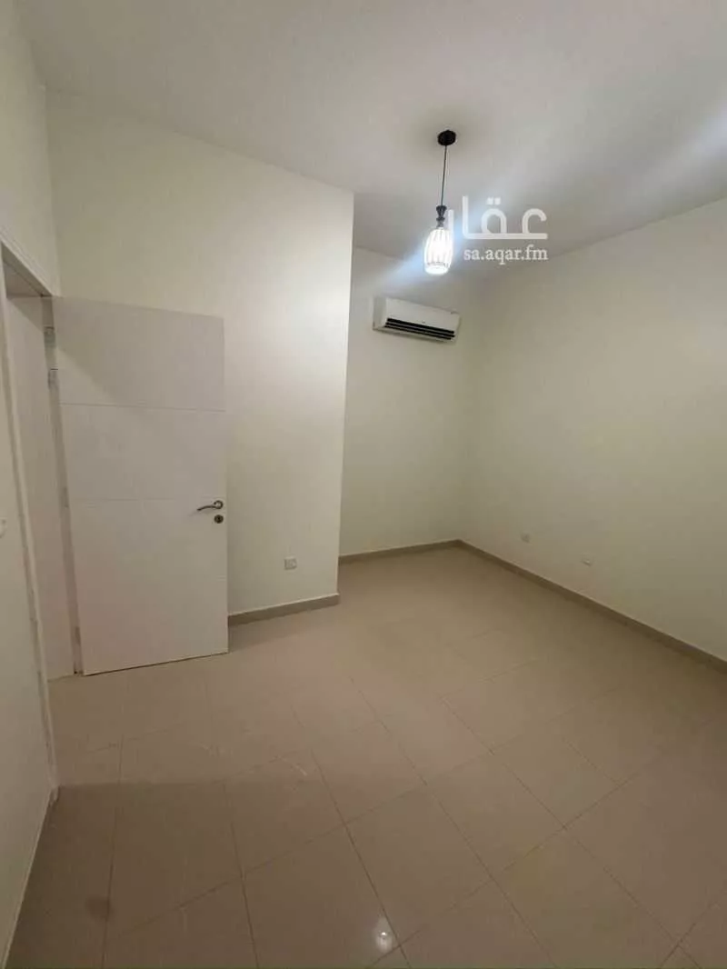 3 bedroom apartment in Al Yasmin 7