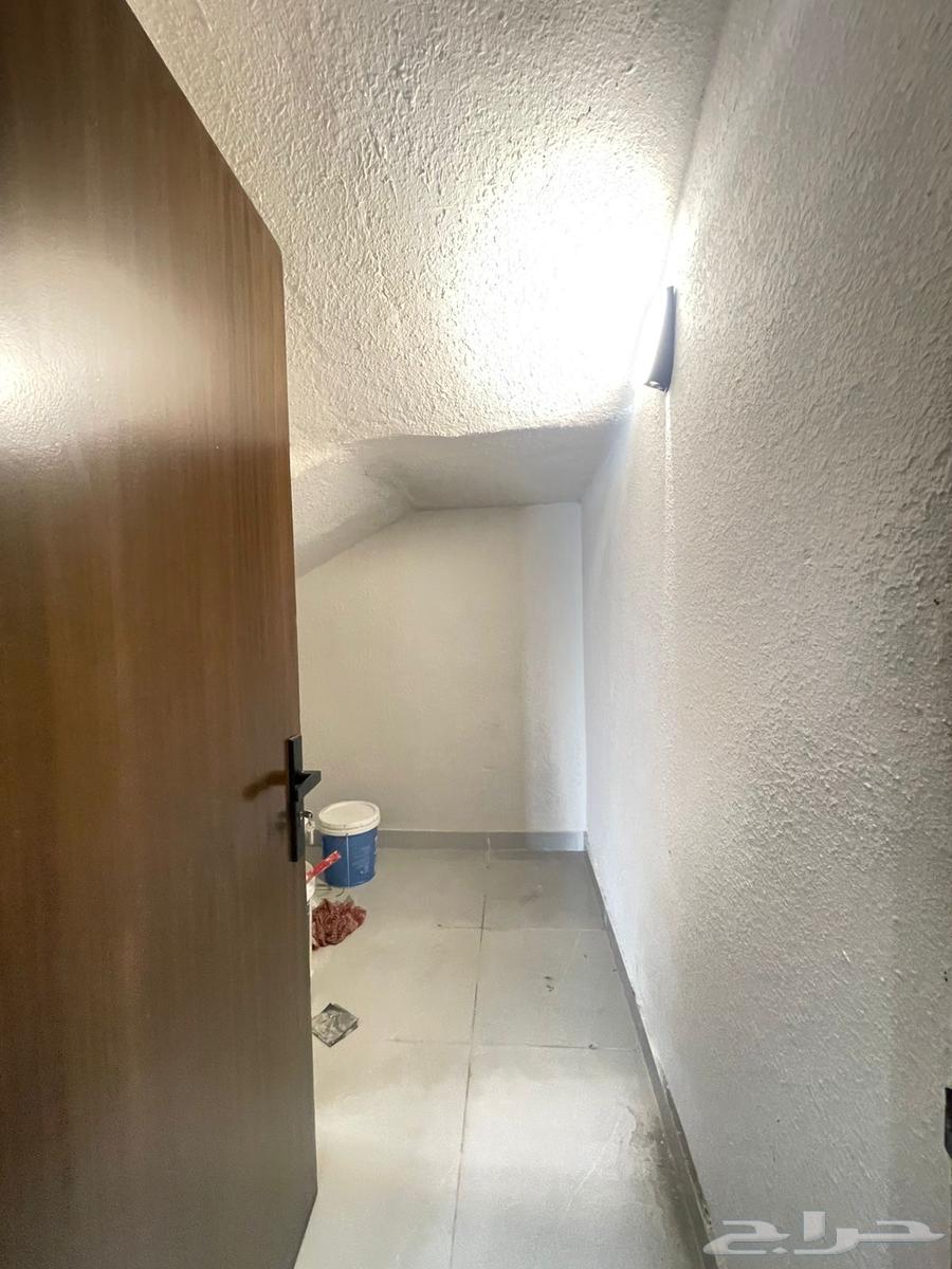 9 bedroom villa in Wali Al Ahd 10