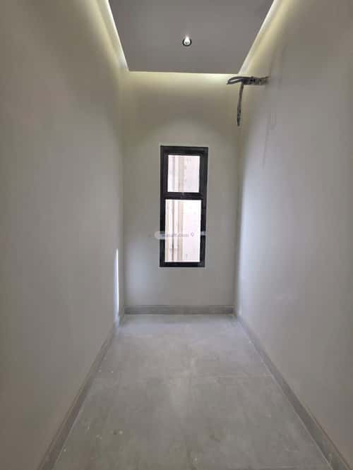 4 bedroom apartment in Al Rawdah 5
