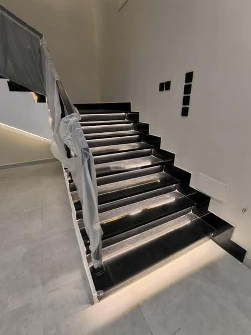 فيلا 7 غرف في الفروسية 1