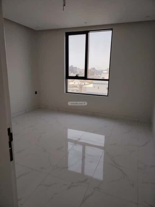 5 bedroom apartment in Mishrifah 4