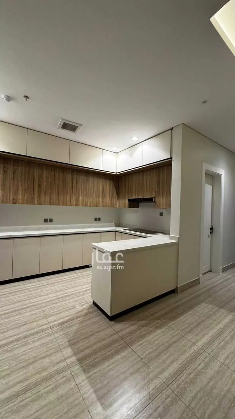 3 bedroom apartment in Al Rimal 8