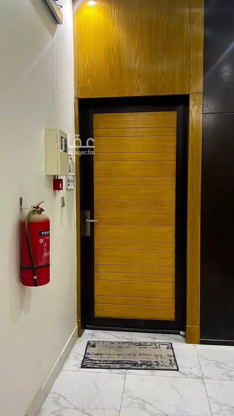 5 bedroom apartment in Dhahrat Laban, Riyadh 14