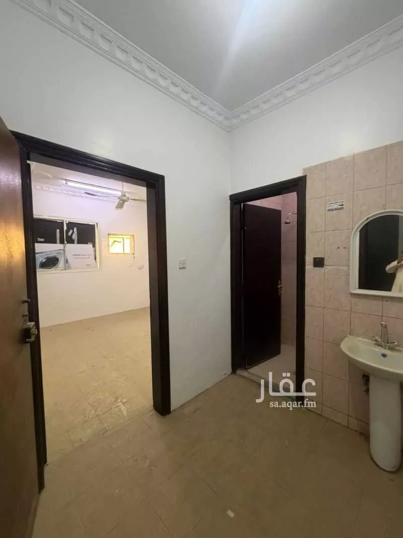 2 bedroom apartment in Al Shamisy 7