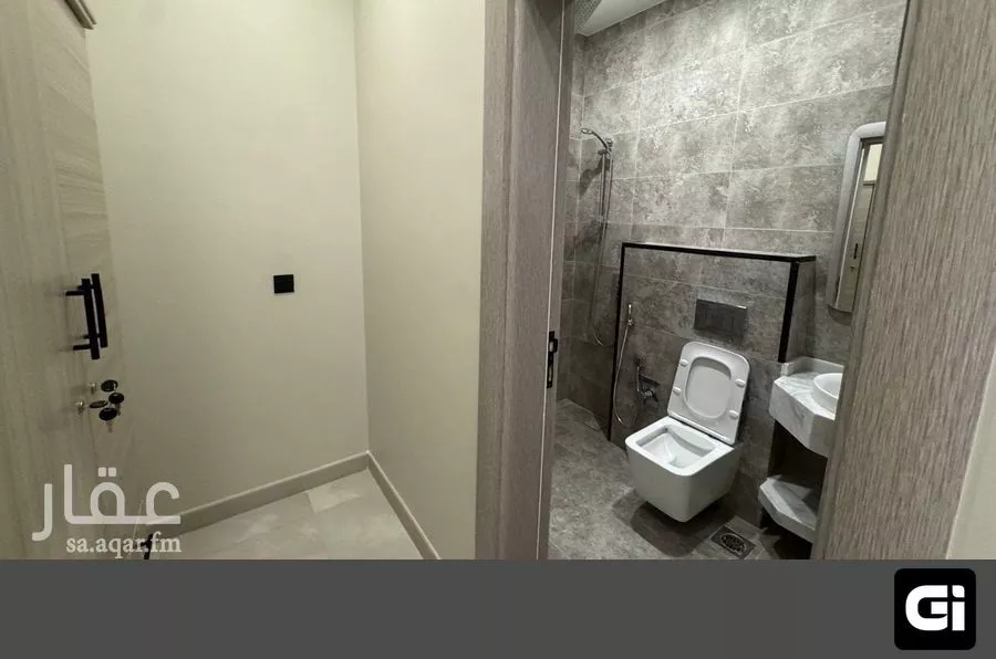 2 bedroom apartment in Al Aridh 8