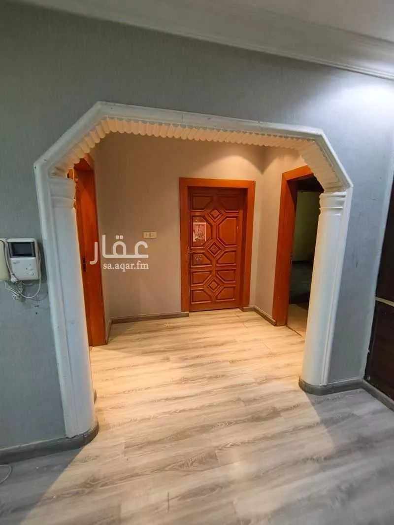 دور 5 غرف في السلام 10