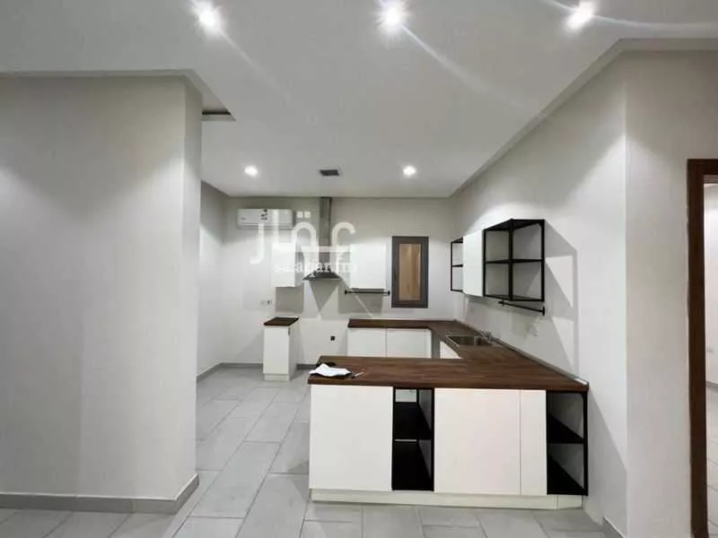 4 bedroom apartment in Qurtubah 5