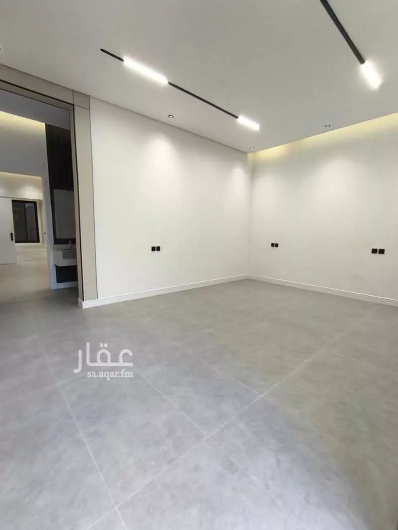 8 bedroom villa in Al Janadriyah 2