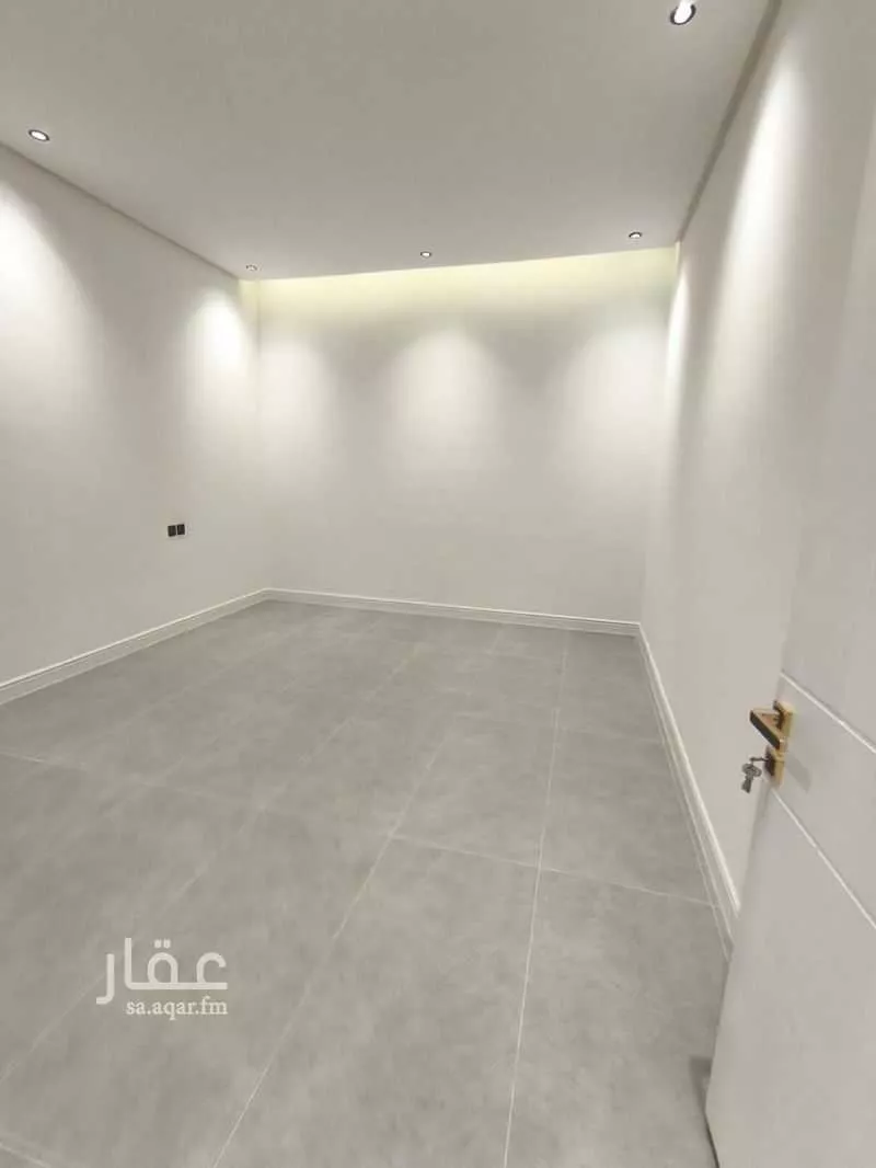 8 bedroom villa in Al Janadriyah 16