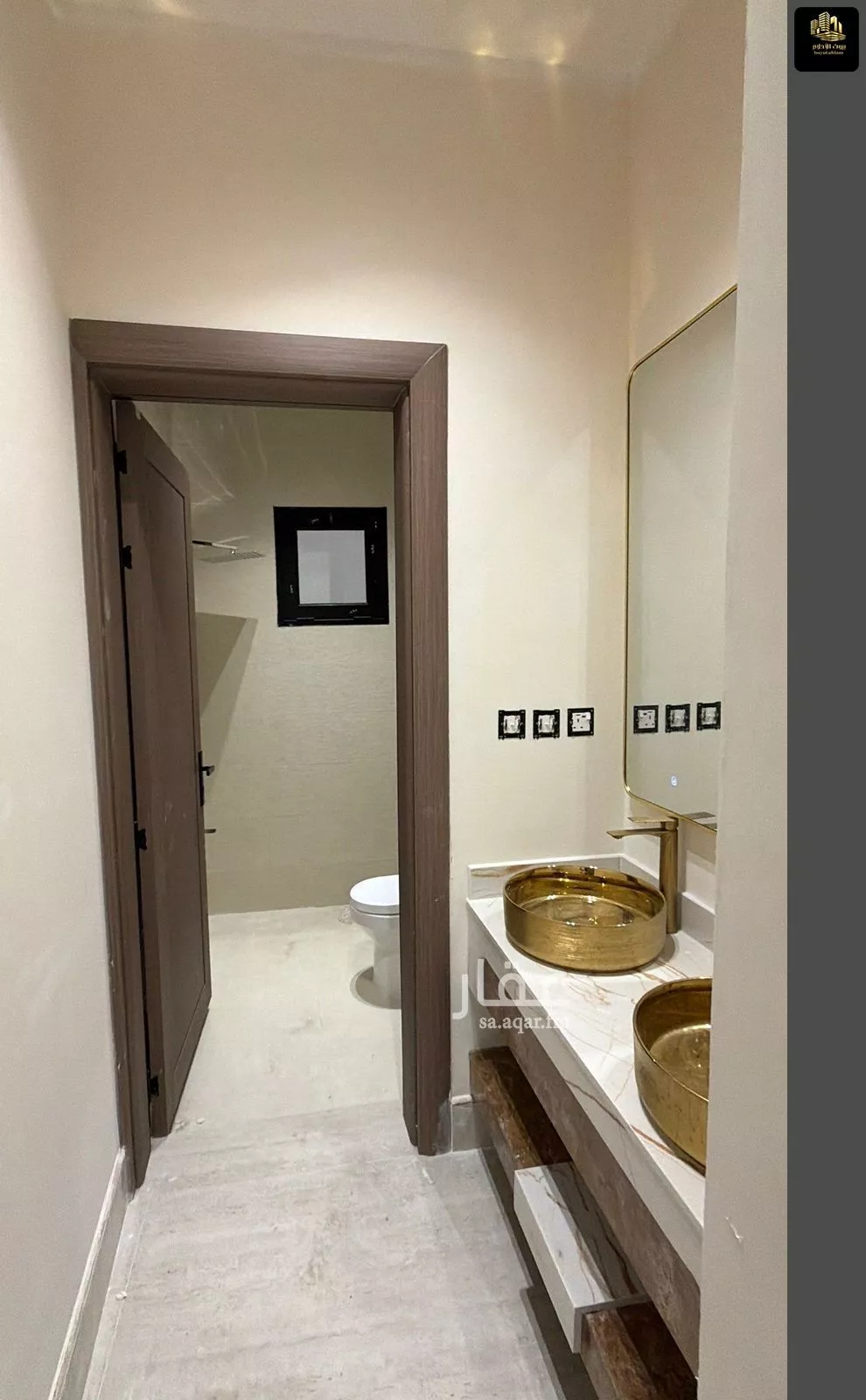 6 bedroom villa in As Sawari 9