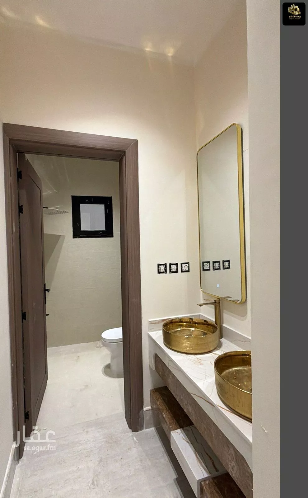 6 bedroom villa in As Sawari 10