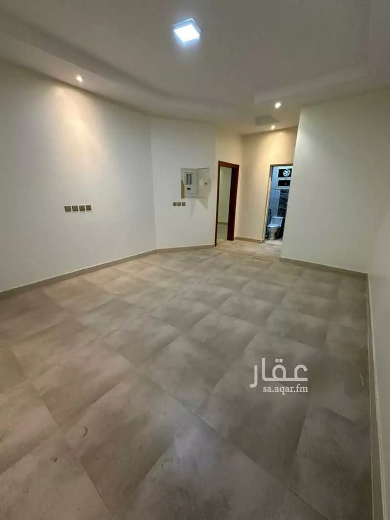 3 bedroom floor in Al Yasmin 2