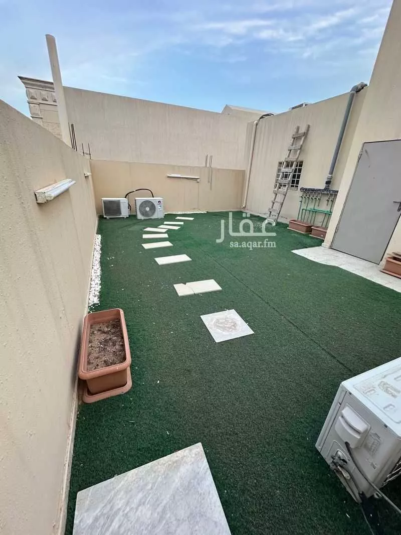 3 bedroom floor in Al Yasmin 6
