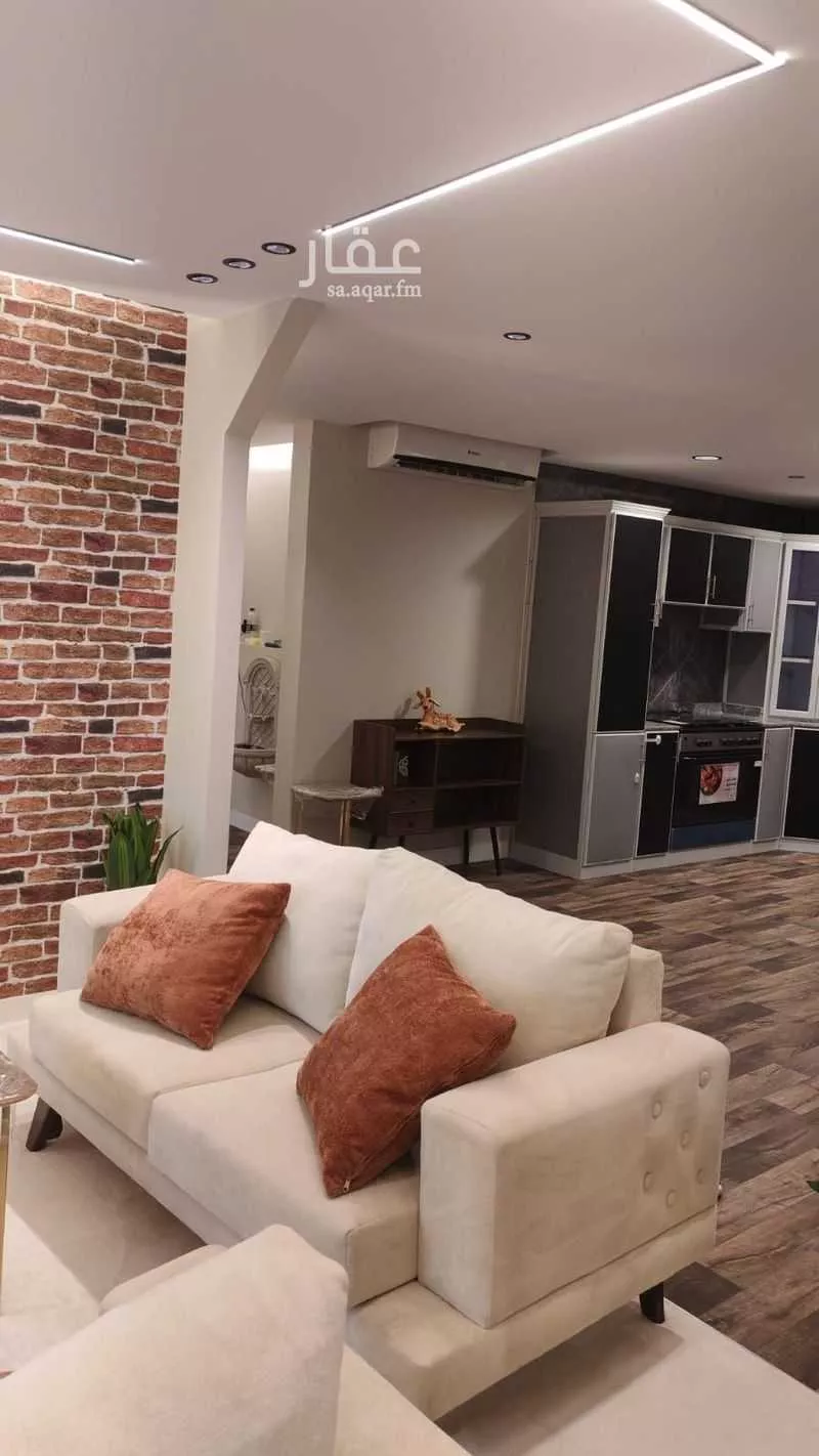 4 bedroom apartment in Hittin 3