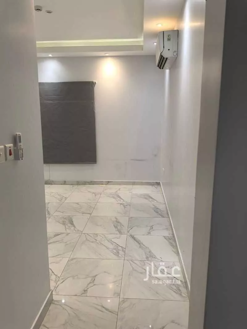 شقة 3 غرف في العارض 10