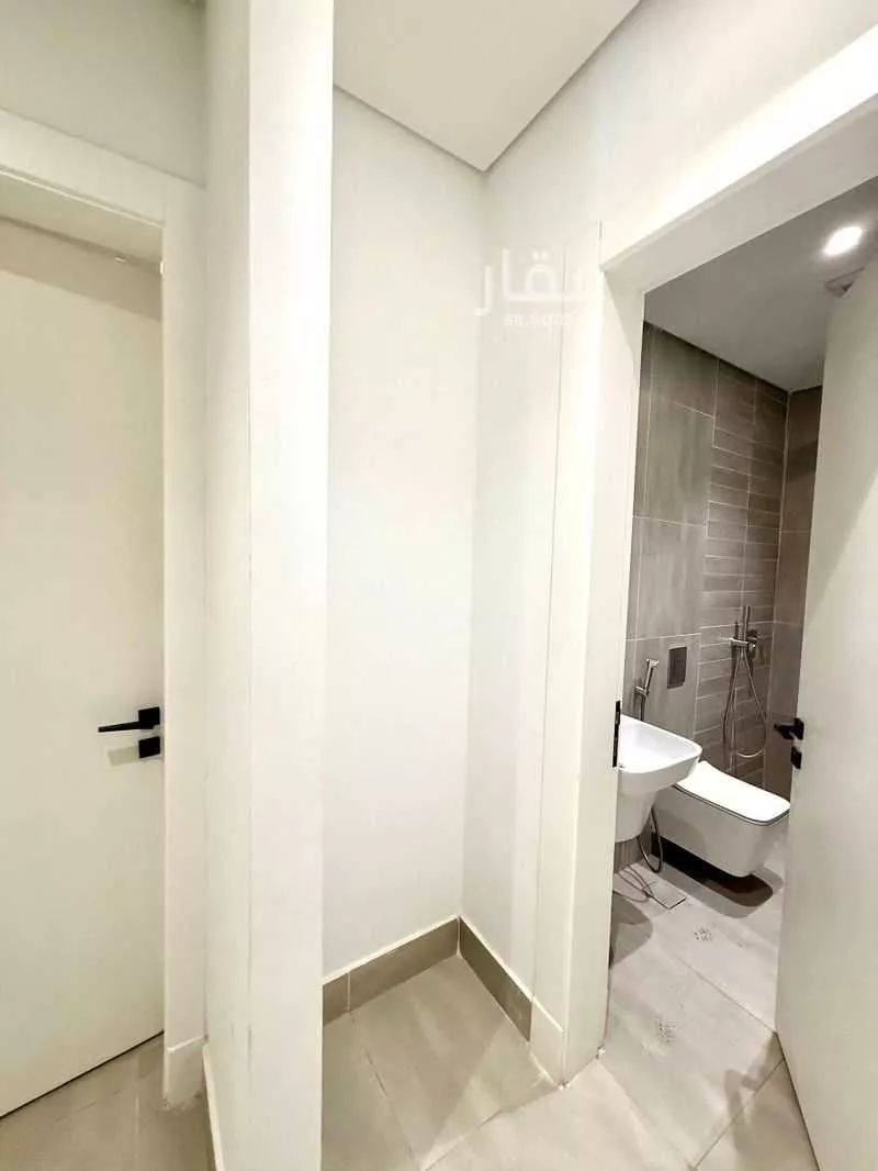 2 bedroom apartment in Al Bahr, Eastern Province 12