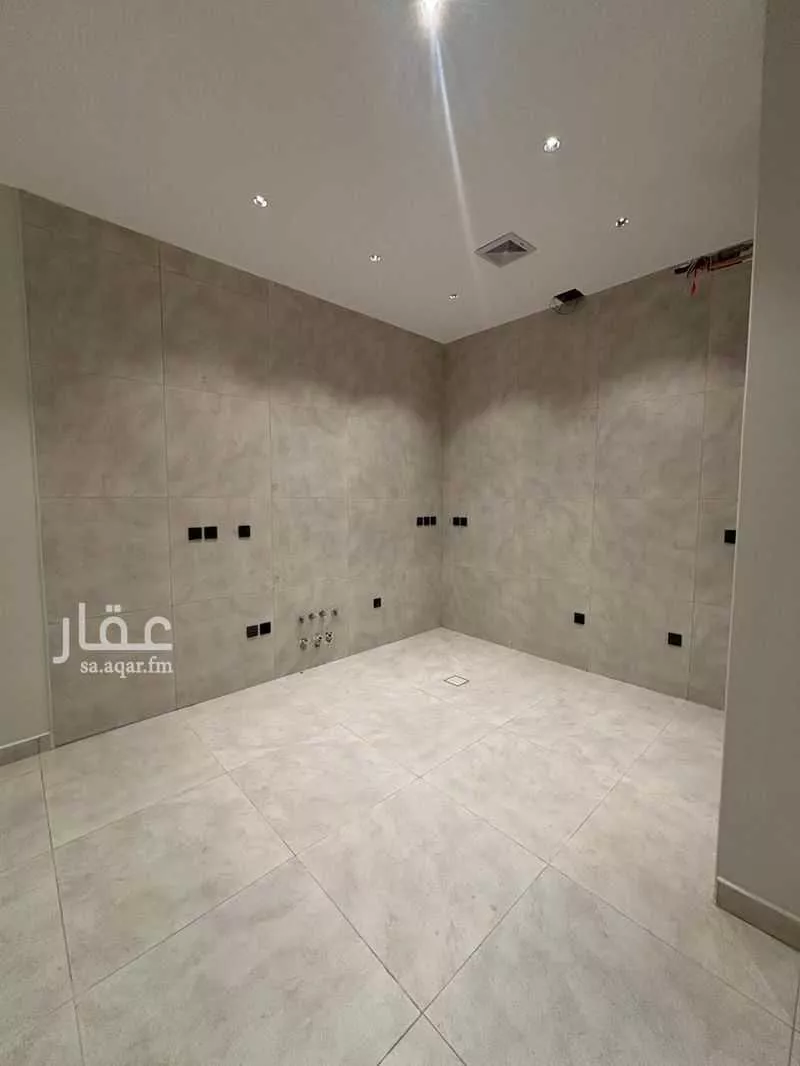 5 bedroom apartment in Al Salamah 6
