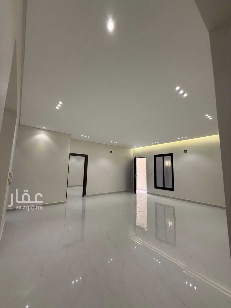 دور 8 غرف في الشرق 6