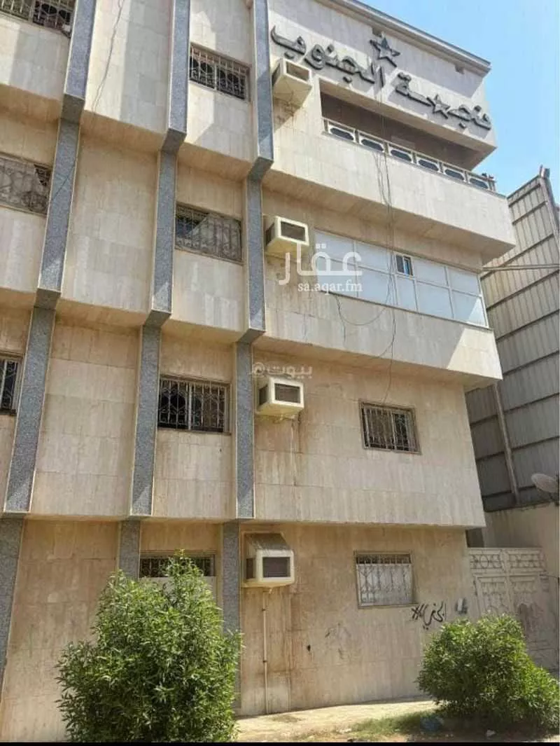 عمارة 880 م² في المتنزهات 4