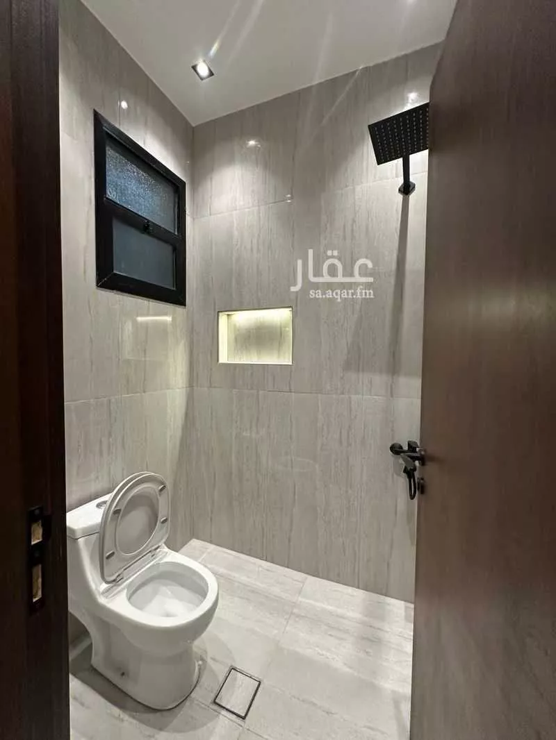 7 bedroom floor in Ash Sharq 9