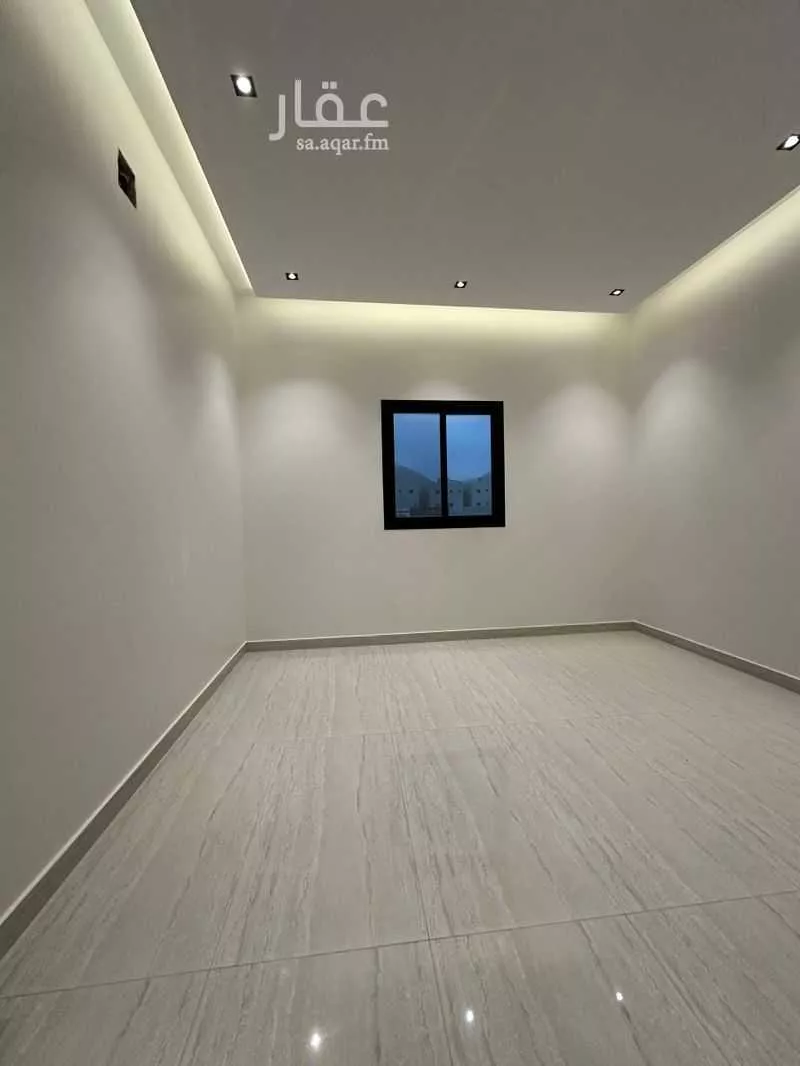 7 bedroom floor in Ash Sharq 10