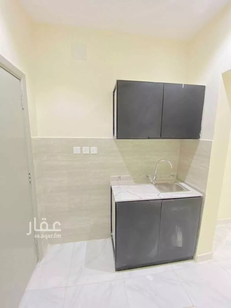 1 bedroom apartment in As Suwaidi 5