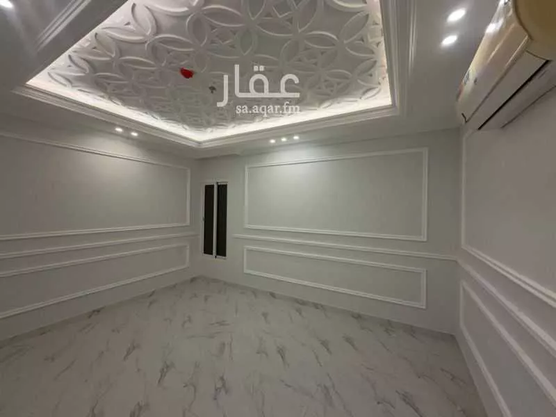 شقة 4 غرف في الحمرا 8
