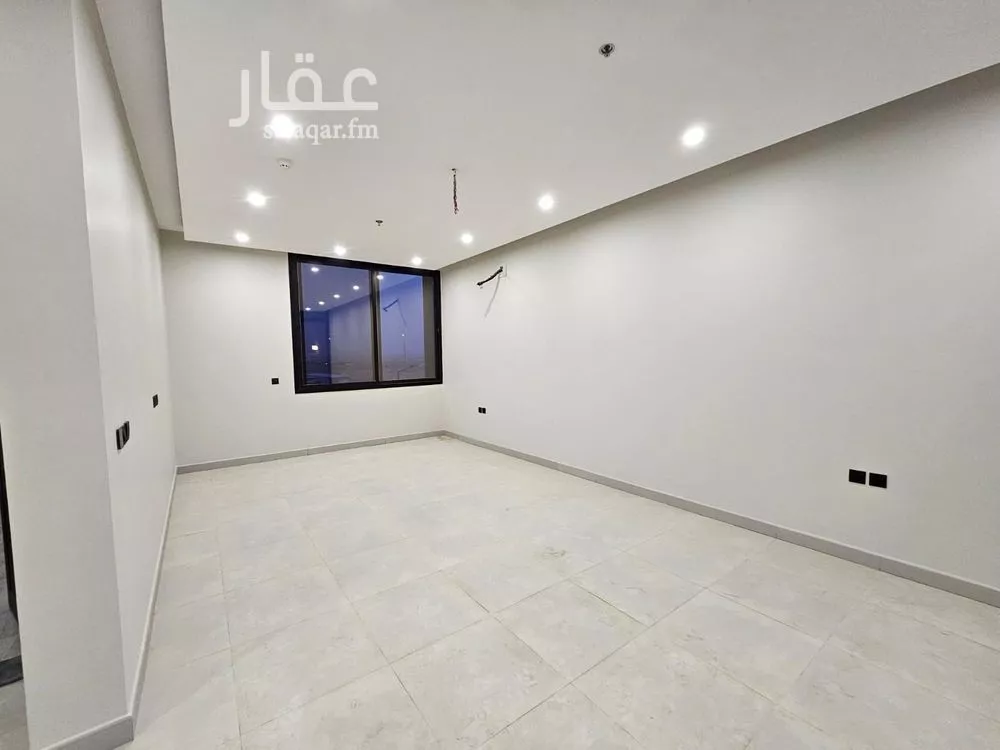 4 bedroom apartment in Al Rimal 26