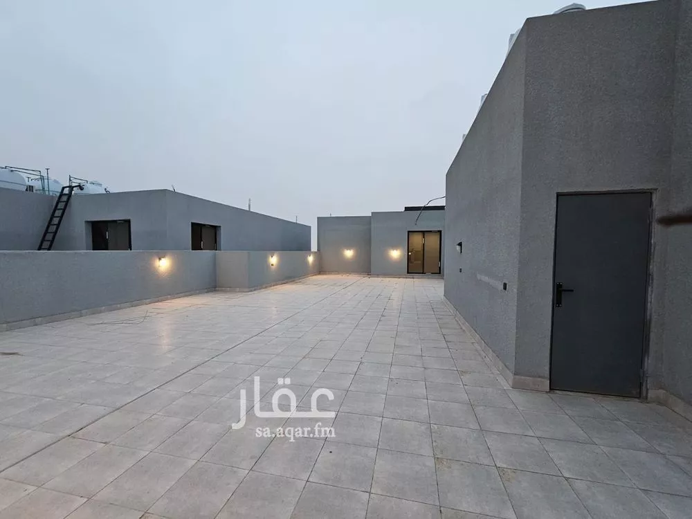 4 bedroom apartment in Al Rimal 9