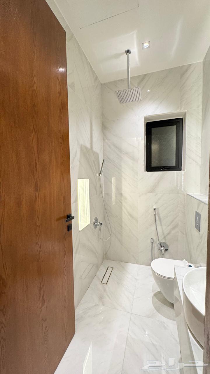 5 bedroom villa in Al Mahdiyyah, Riyadh 4