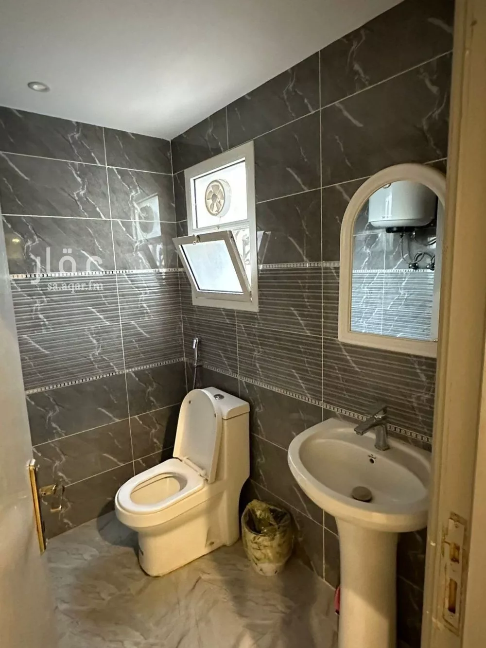 1 bedroom apartment in Al Murooj 3