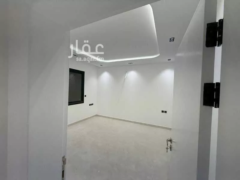2 bedroom apartment in Al Mughrizat 4