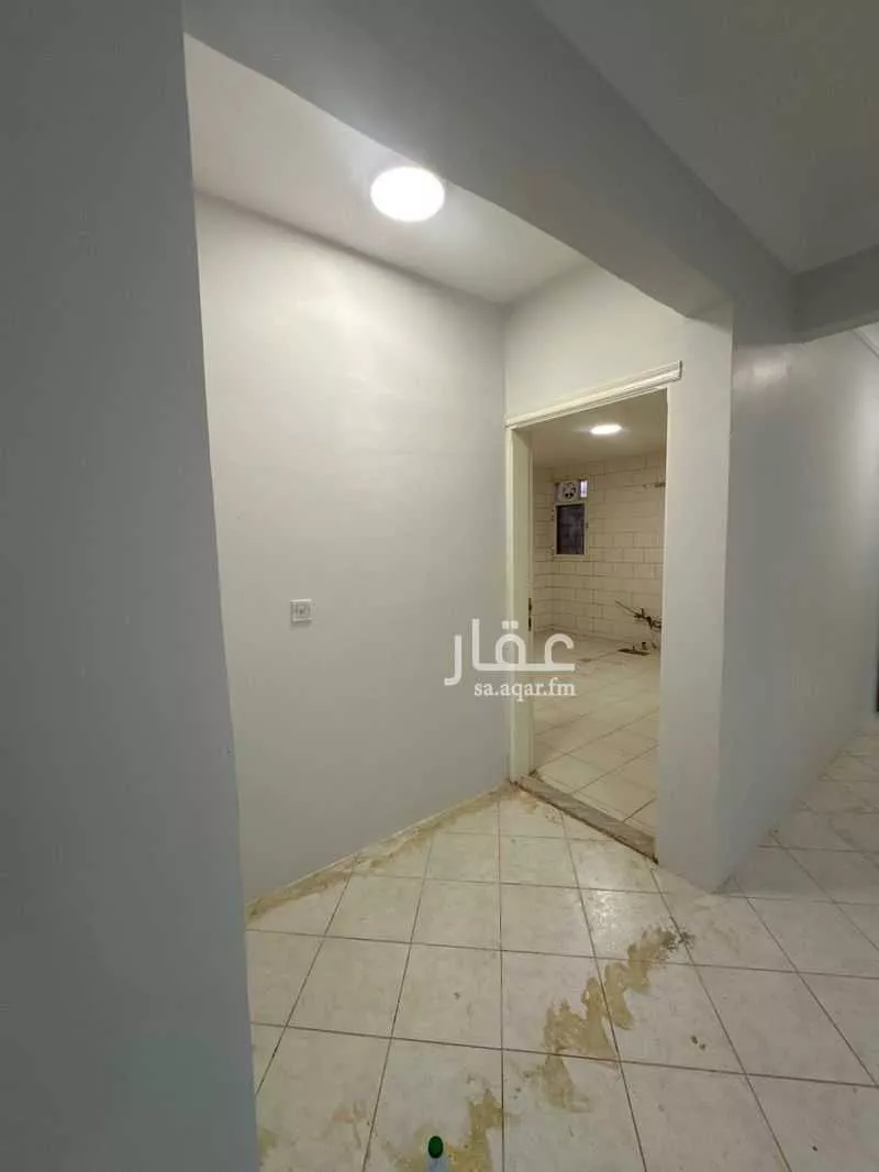 3 bedroom apartment in Al Wahah, Riyadh 6