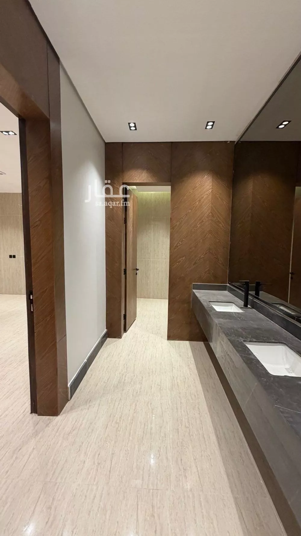 6 bedroom villa in Al Mahdiyyah 15