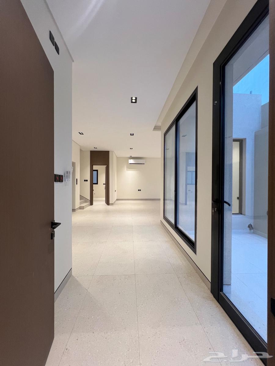 5 bedroom villa in Al Aridh 6