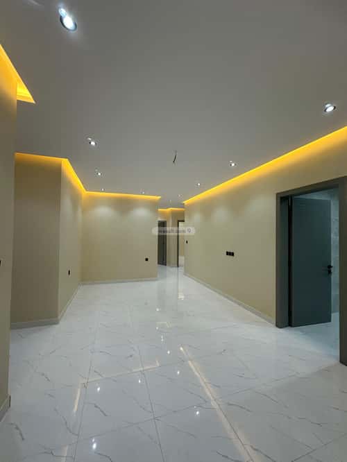 5 bedroom apartment in Al Rughamah 2