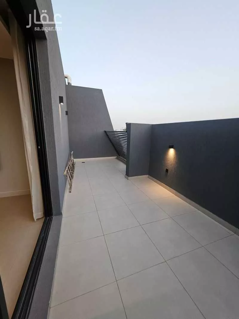 2 bedroom floor in Al Maseef 9