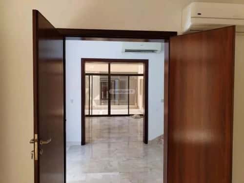 فيلا 6 غرف في النعيم 5