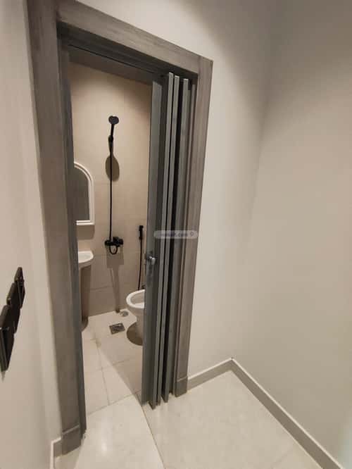 5 bedroom apartment in Al Salamah 9