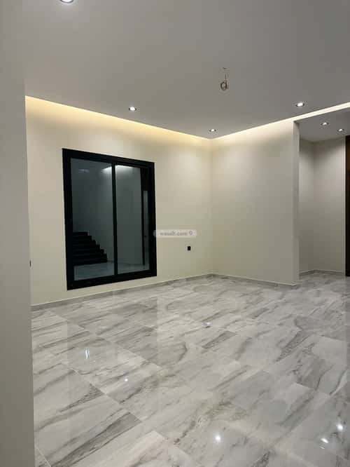 6 bedroom villa in As Sawari 12