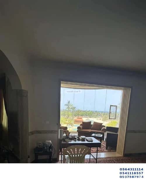 شقة 6 غرف في الشاطئ 5