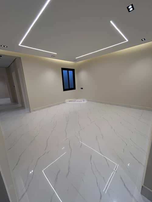 3 bedroom floor in Al Janadriyah 1