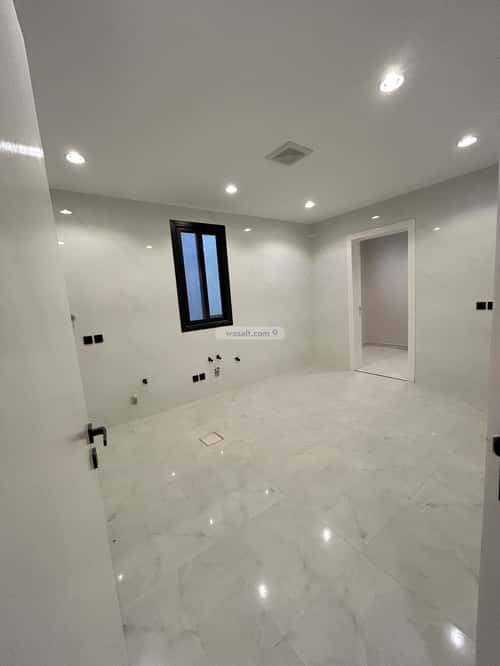 3 bedroom floor in Al Janadriyah 3