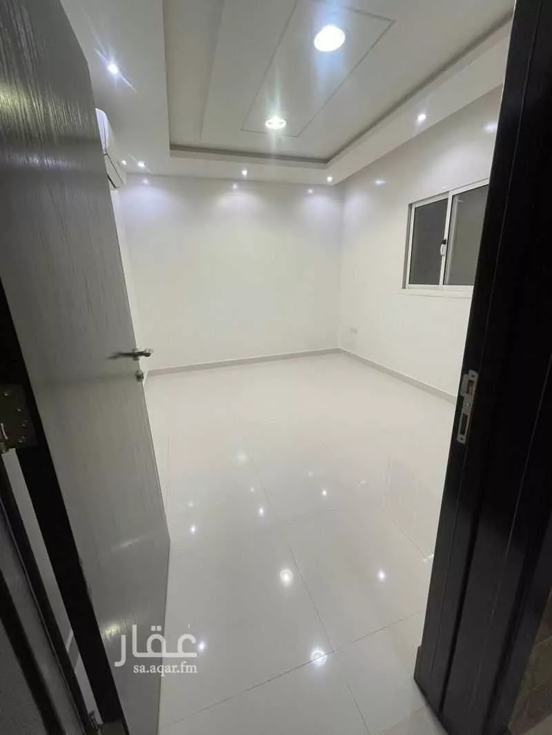 3 bedroom floor in Al Sahafah 5