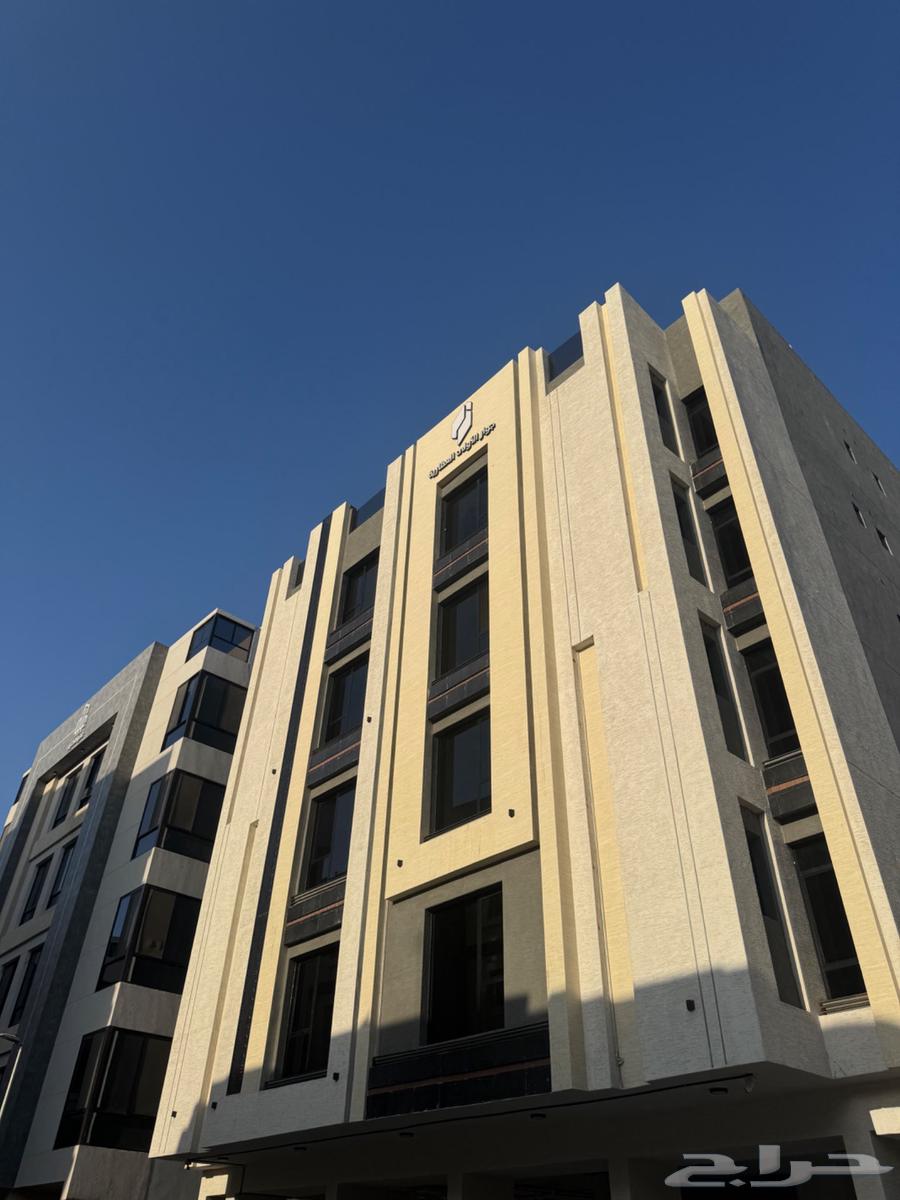 3 bedroom apartment in Al Safa 2