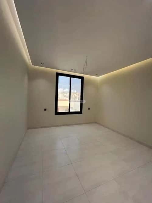 4 bedroom apartment in Al Rawdah 5