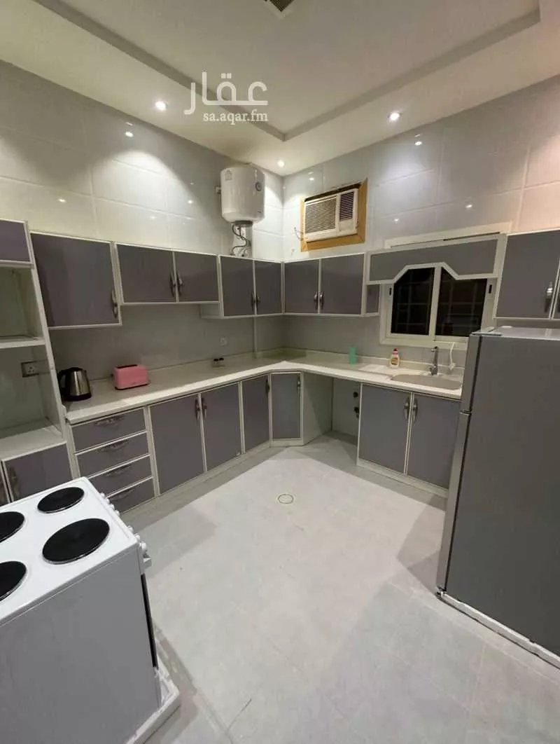 3 bedroom apartment in Al Malqa 6