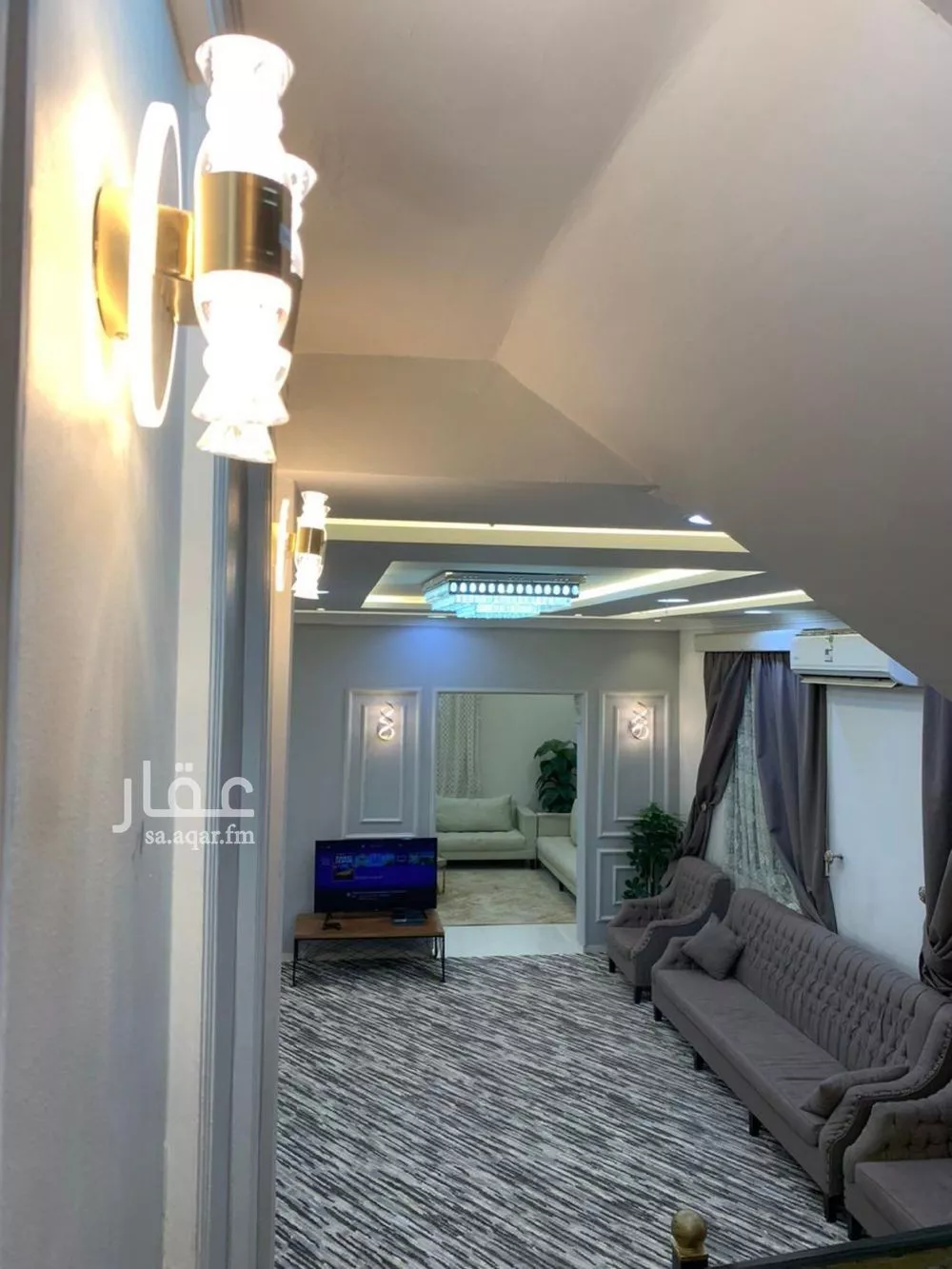 فيلا 5 غرف في الجنادرية 6