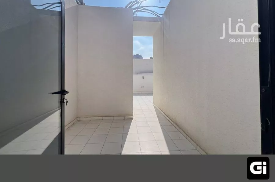 3 bedroom apartment in Al Aridh 15